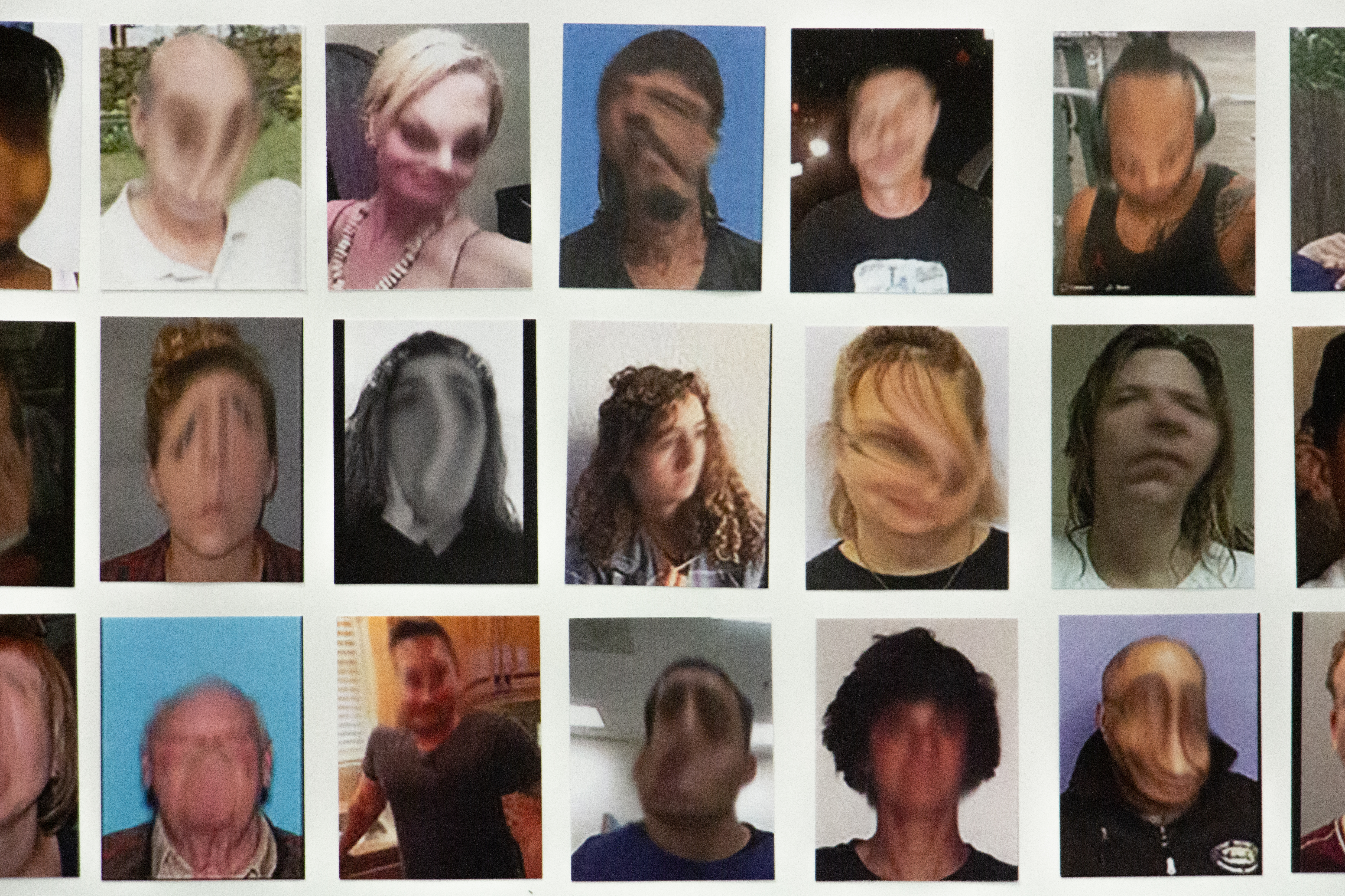 Complementary image of the project Faded away