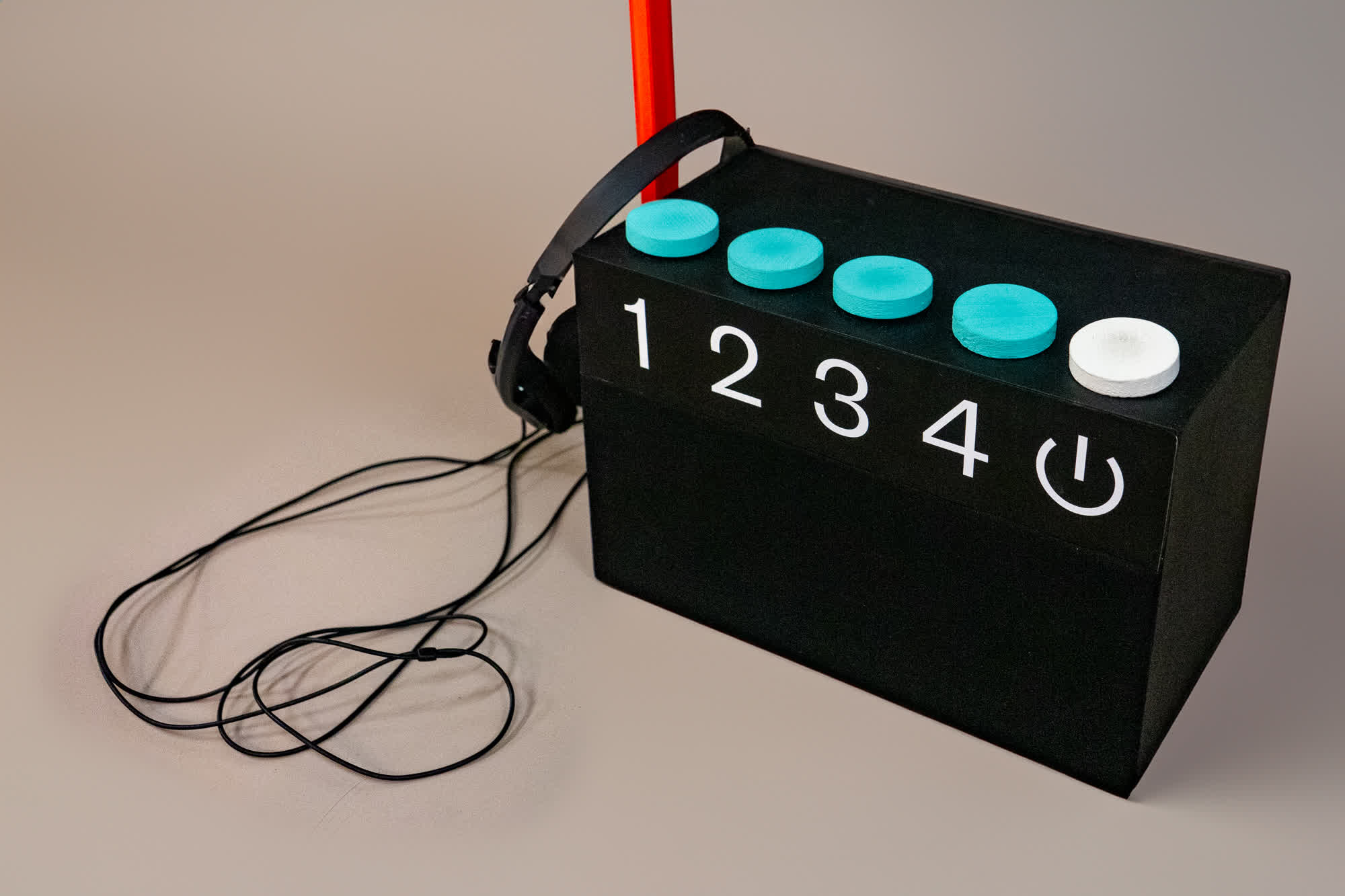 Featured image of the project TikTok Radio